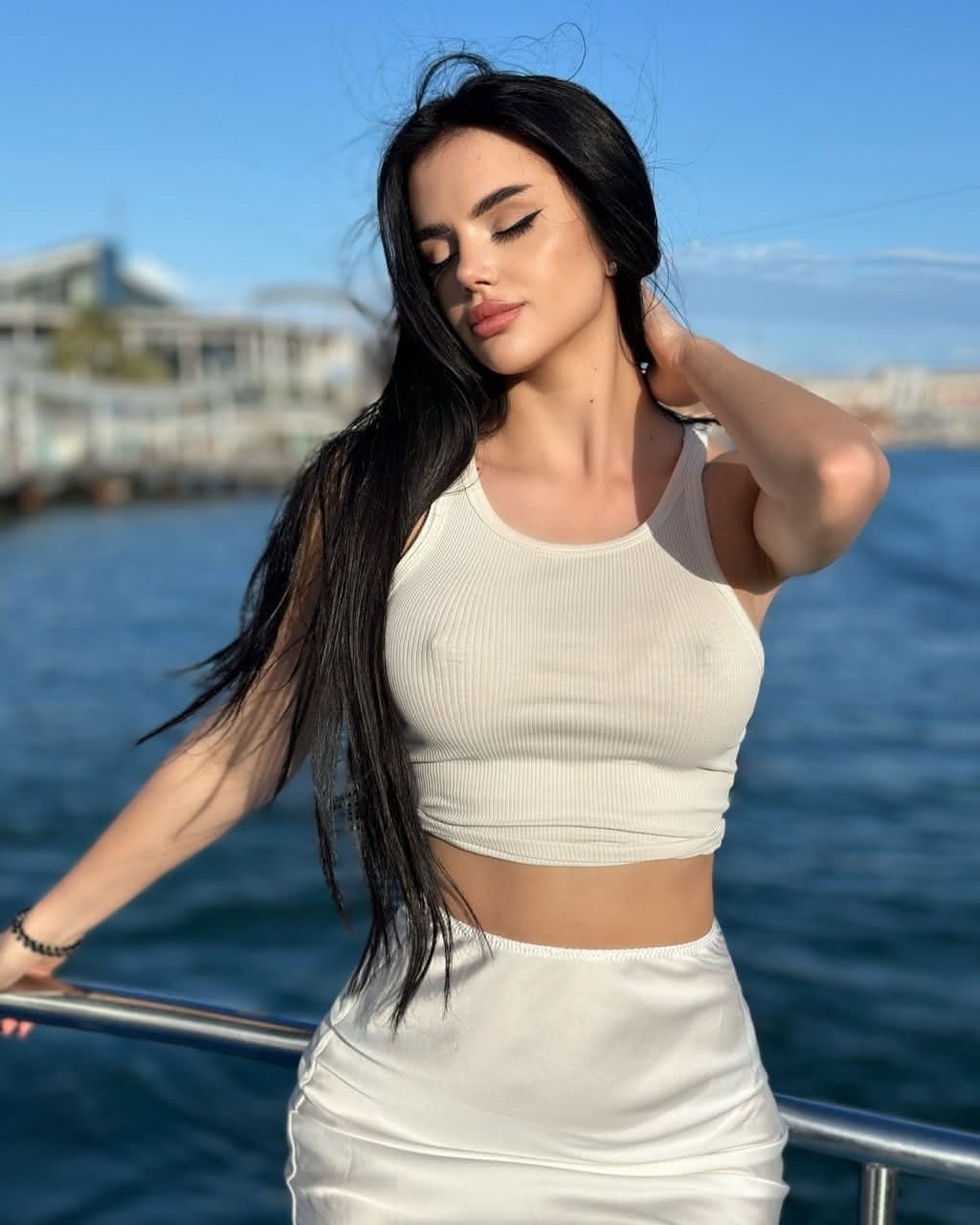 Ангелина - массажистка